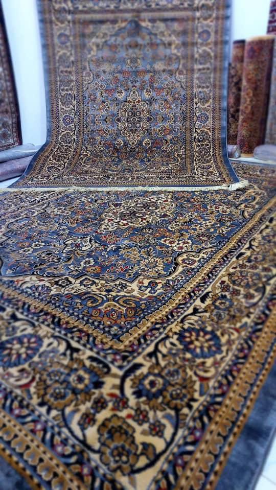 الأرضيات والمفروشات